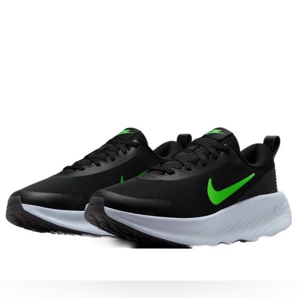 Nike Promina \'Black Ghost Green Strike\' Size 15 NIB